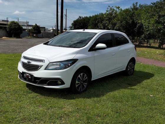 CHEVROLET ONIX 1.4 MPFI LTZ 8V FLEX 4P AUTOMÁTICO